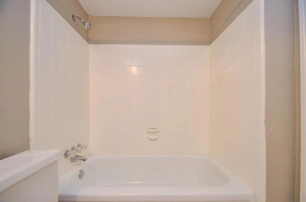 Photo of 2110 Wood River Drive