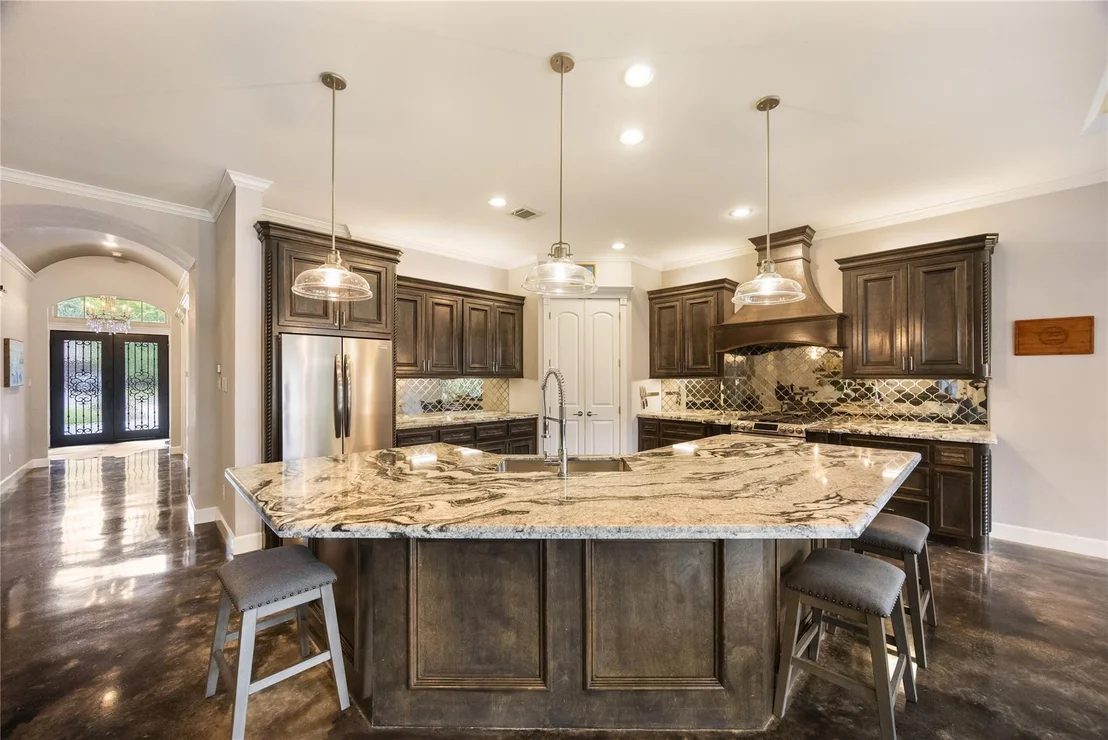 Photo of 12122 Hawthorne Drive