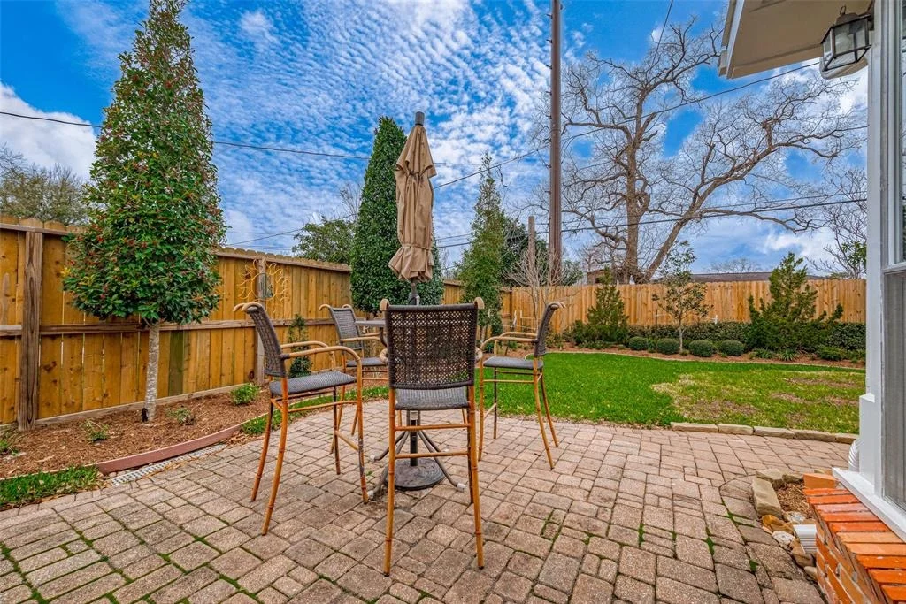 Photo of 5810 Southminster Drive