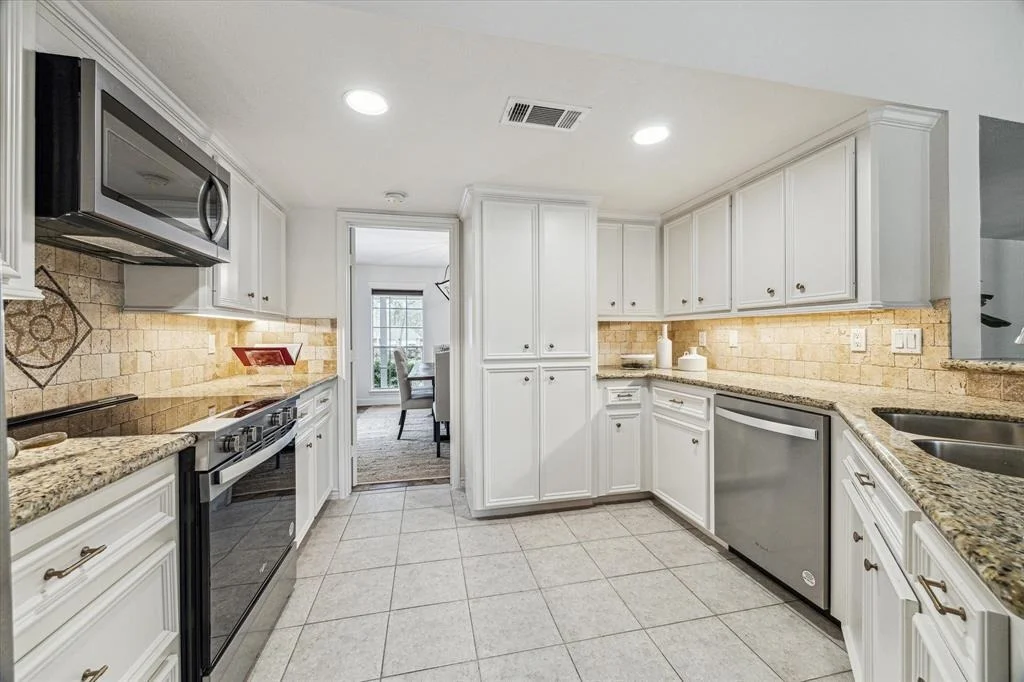 Photo of 2461 Pebblebrook Circle