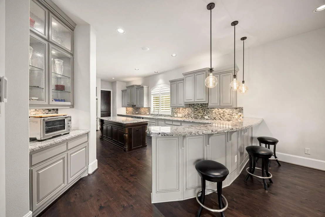 Photo of 915 Windsor Woods Lane