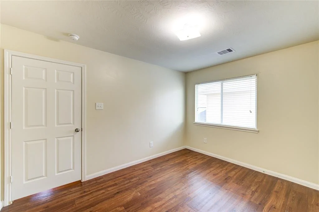 Photo of 863 Sun Prairie Drive