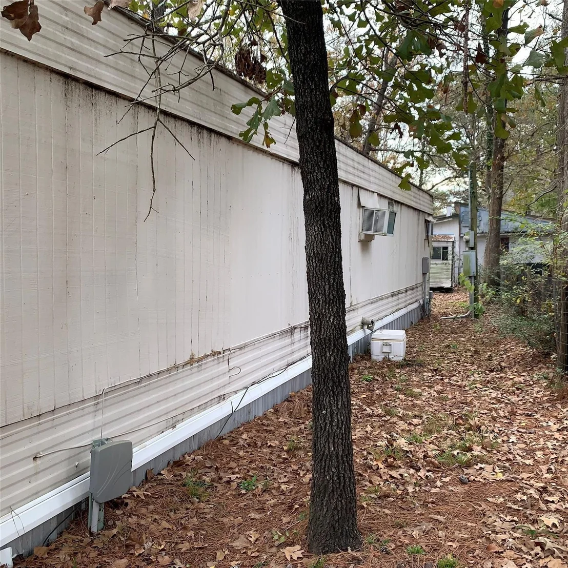 Photo of 346 Red Oak
