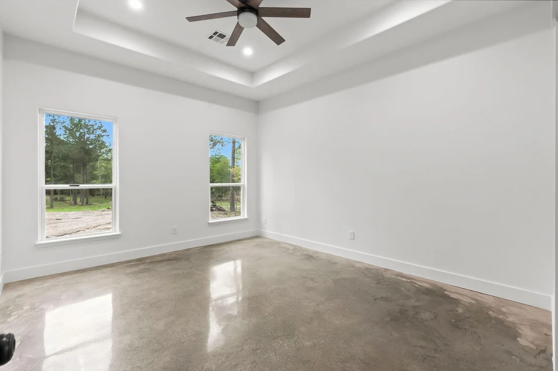 Photo of 393 Hanson Road