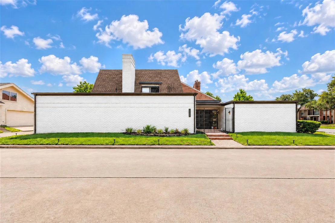 Photo of 11203 Briar Forest Drive
