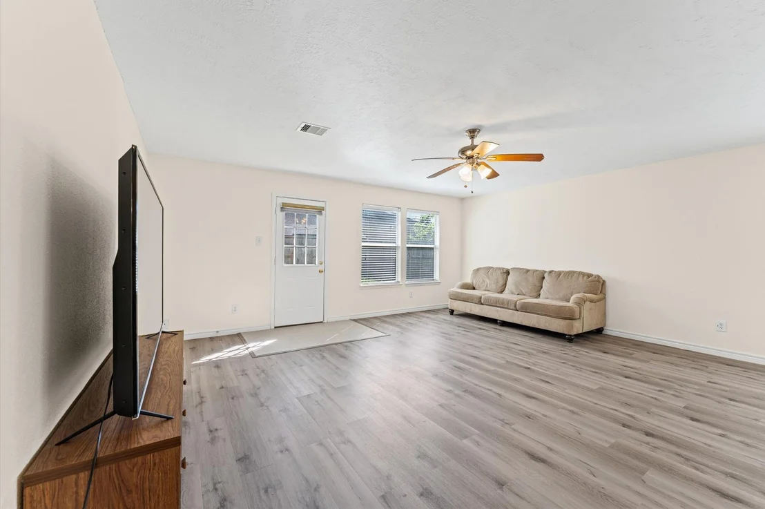 Photo of 18223 Sable Tree Drive