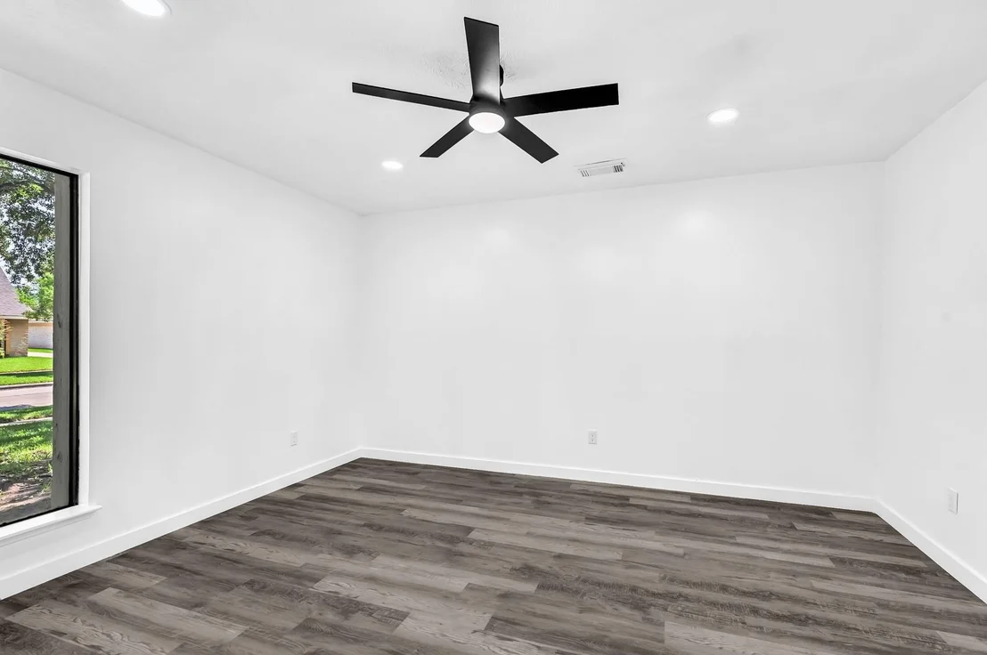 Photo of 2906 Colonial Drive