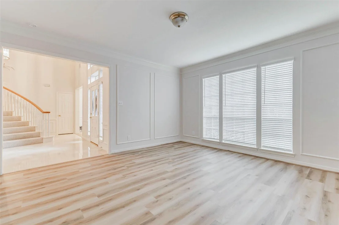 Photo of 4418 Bermuda Drive