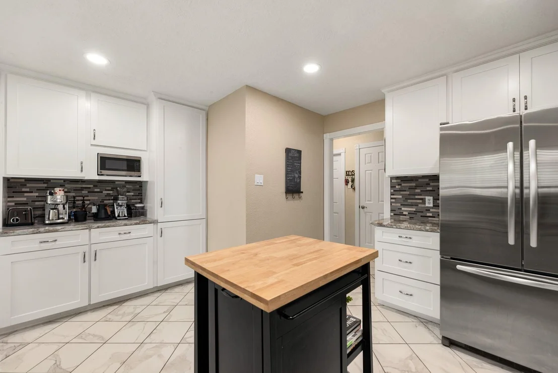 Photo of 505 Lochnell Drive