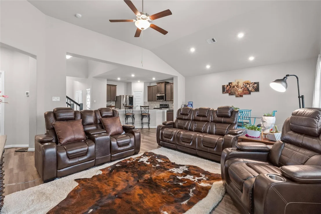 Photo of 10112 Hermann Trace