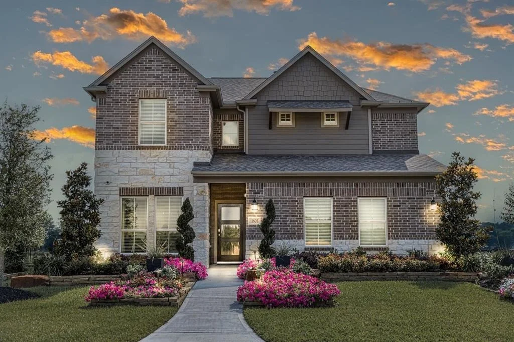 Photo of 11922 Maple Oak Drive