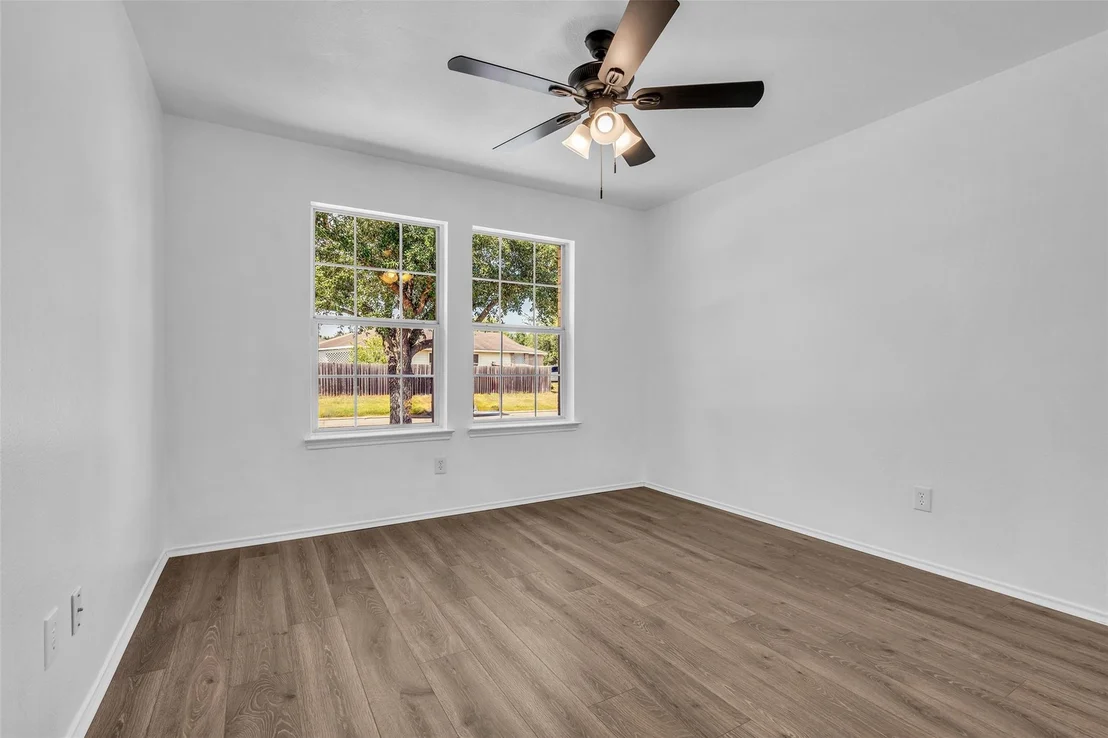 Photo of 5239 Roth Forest Lane