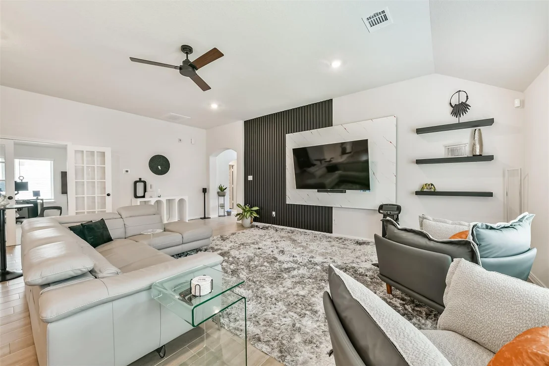 Photo of 248 Eagleville Drive