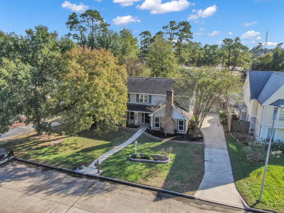 Photo of 723 Shadowbrook Drive