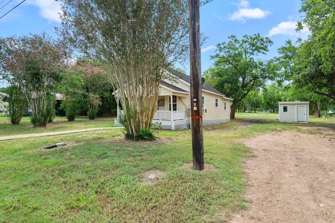 Photo of 137 County Road 202