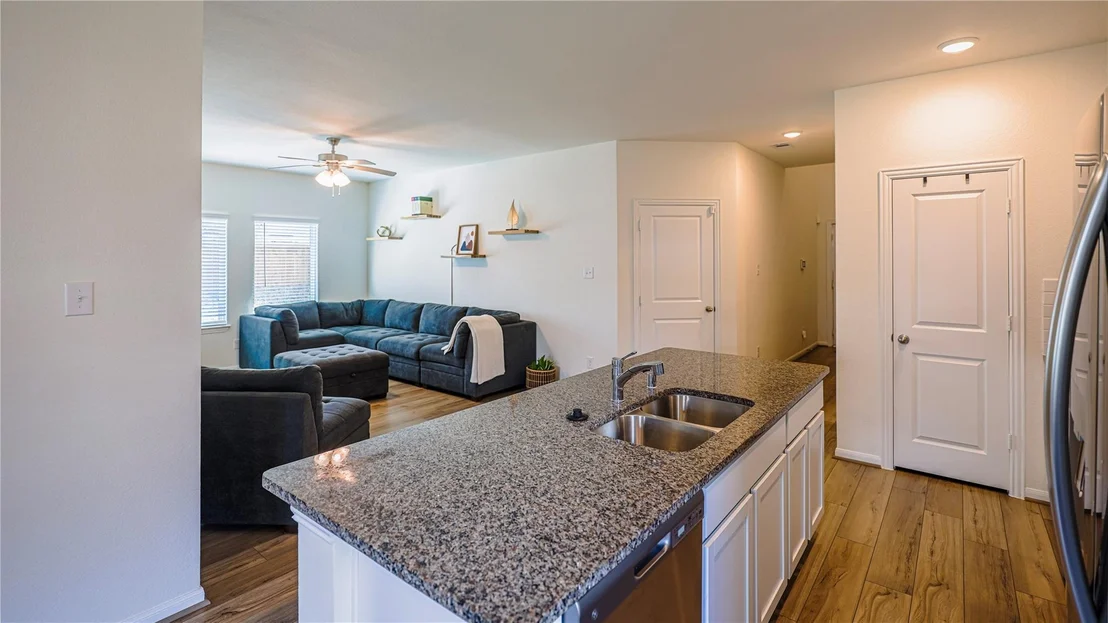 Photo of 402 Flycatcher Court