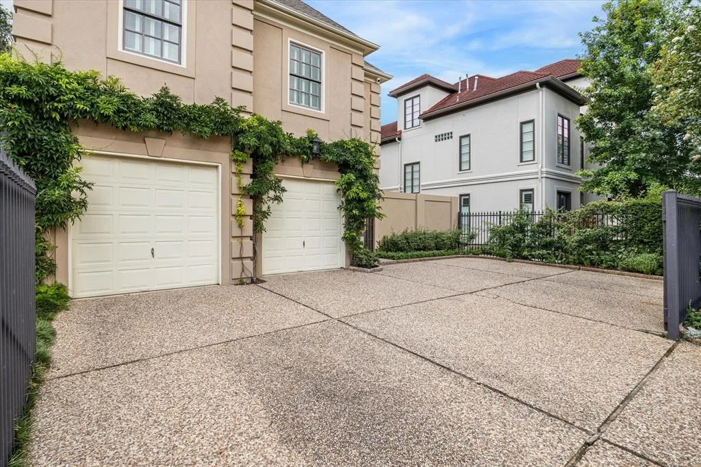 Photo of 2509 Westgate Drive