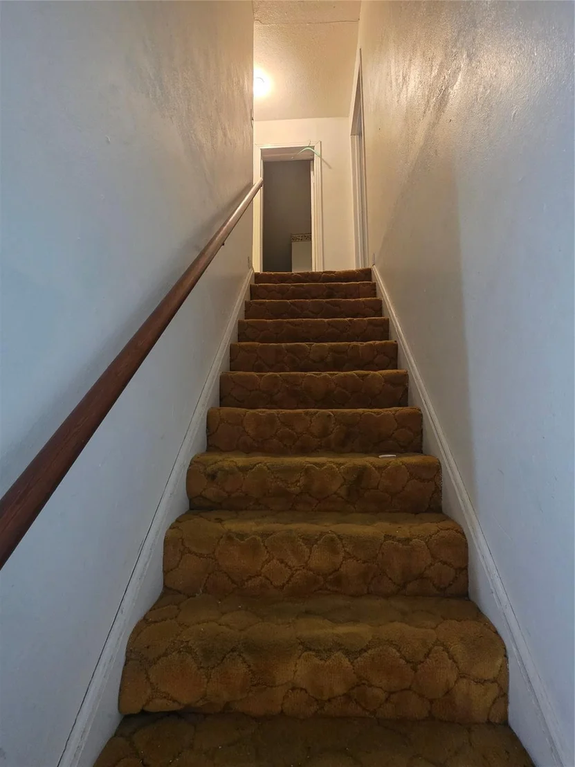 Photo of 3819 Alberta Street
