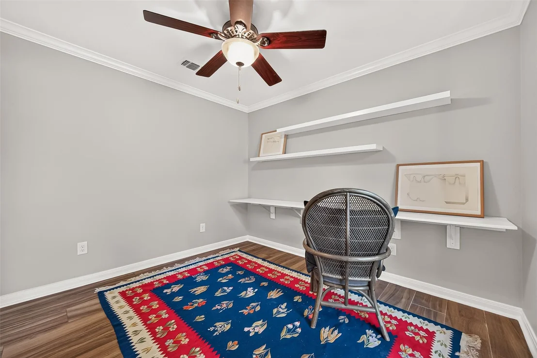 Photo of 6011 Benning Drive