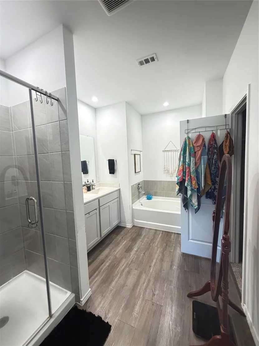 Photo of 1008 Llano Trail