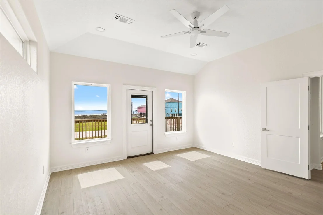 Photo of 4415 Bluewater Highway