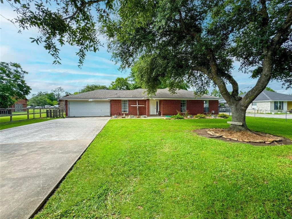Photo of 6417 Scott Road