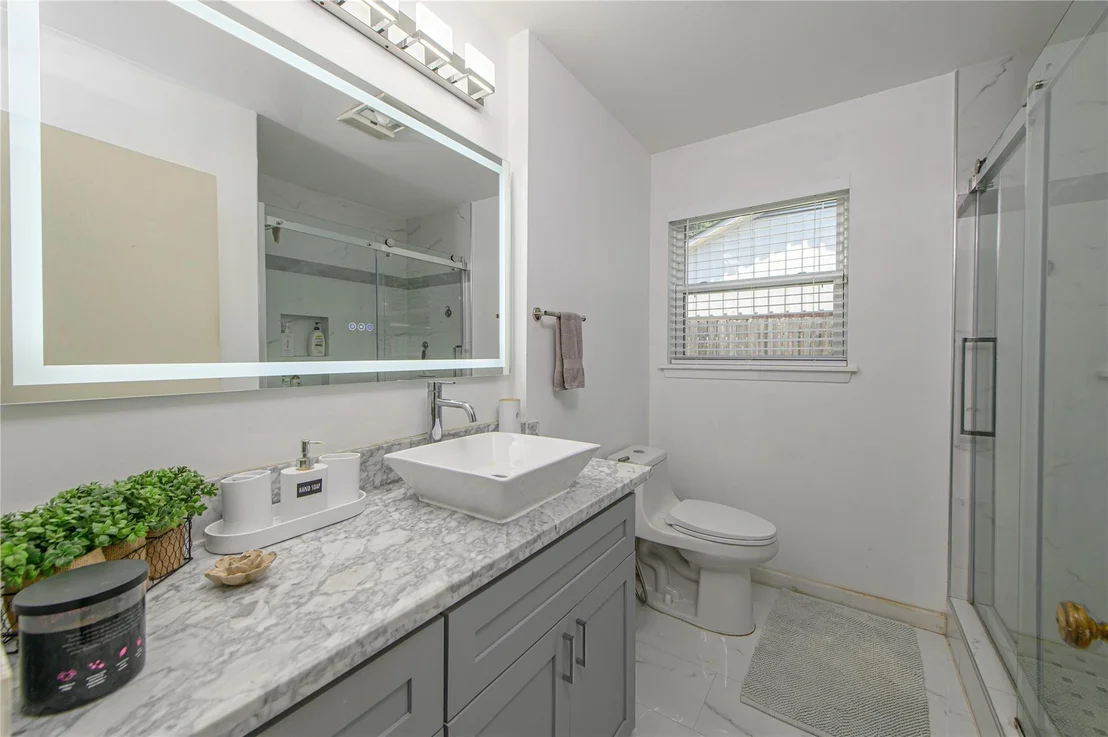 Photo of 5634 Edith Street