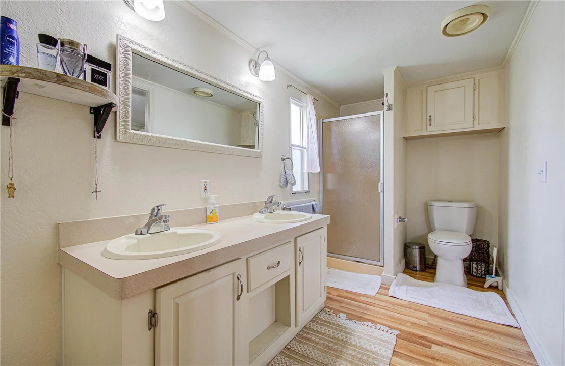 Photo of 36 W Old Field Drive