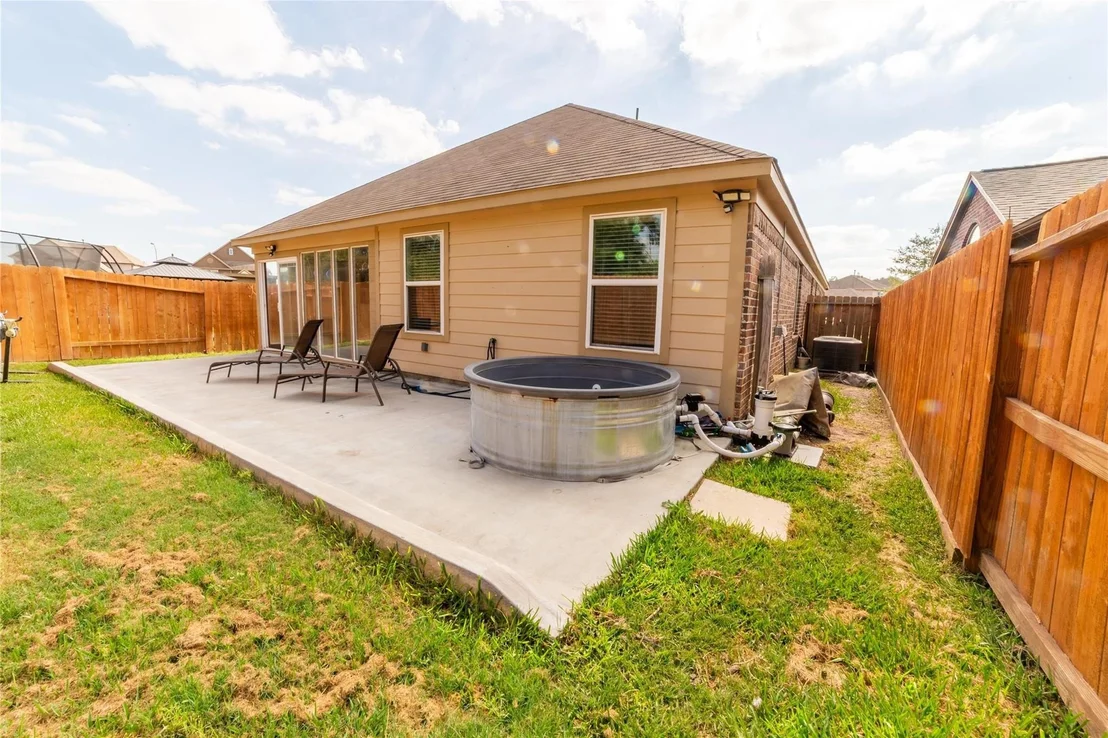 Photo of 10510 Chestnut Path Way