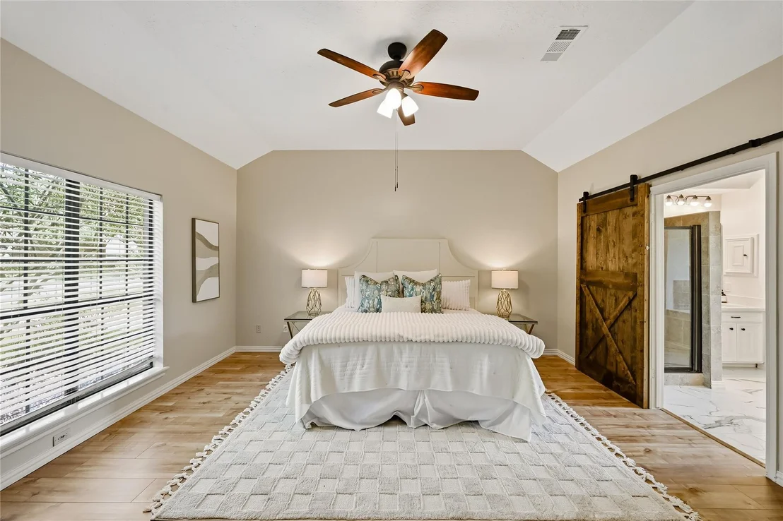 Photo of 706 Fernglade Drive