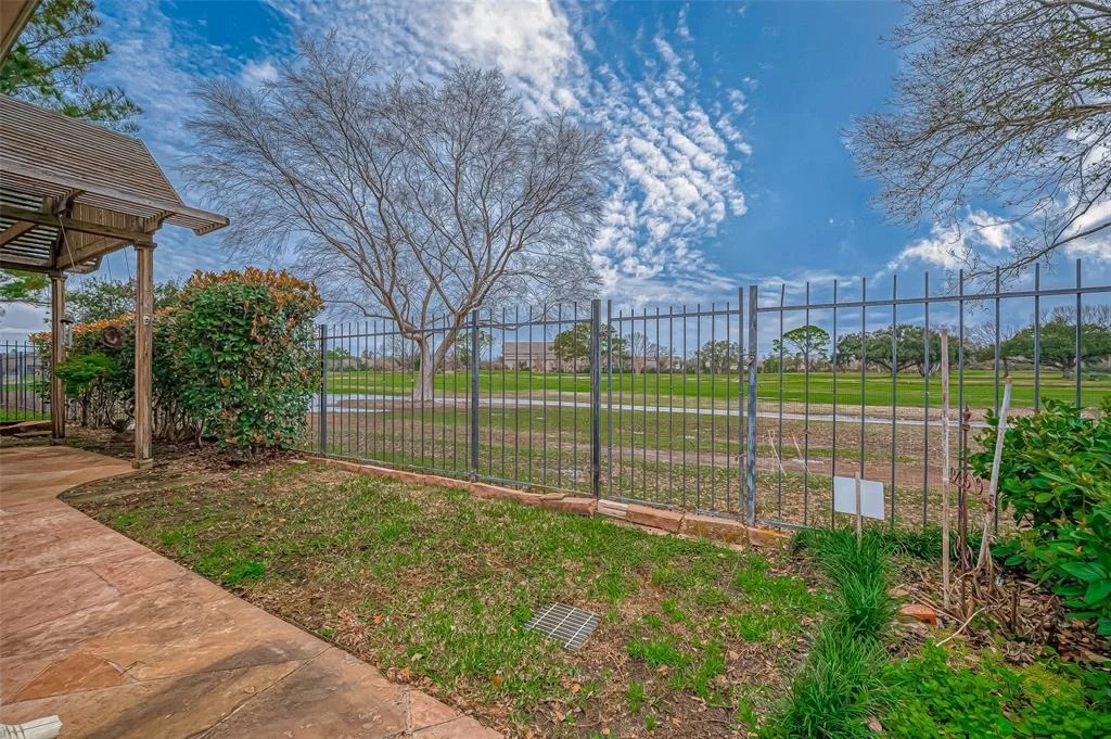 Photo of 5 Parkway Place
