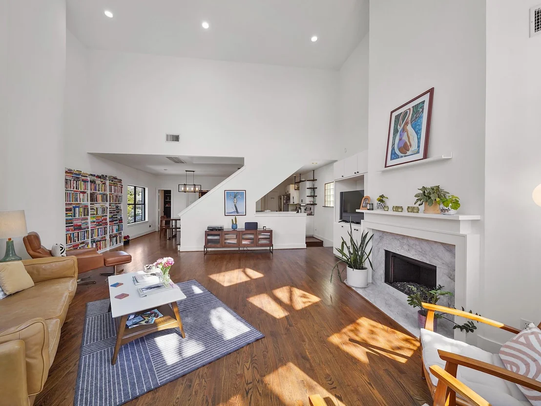 Photo of 1231 Jackson Boulevard