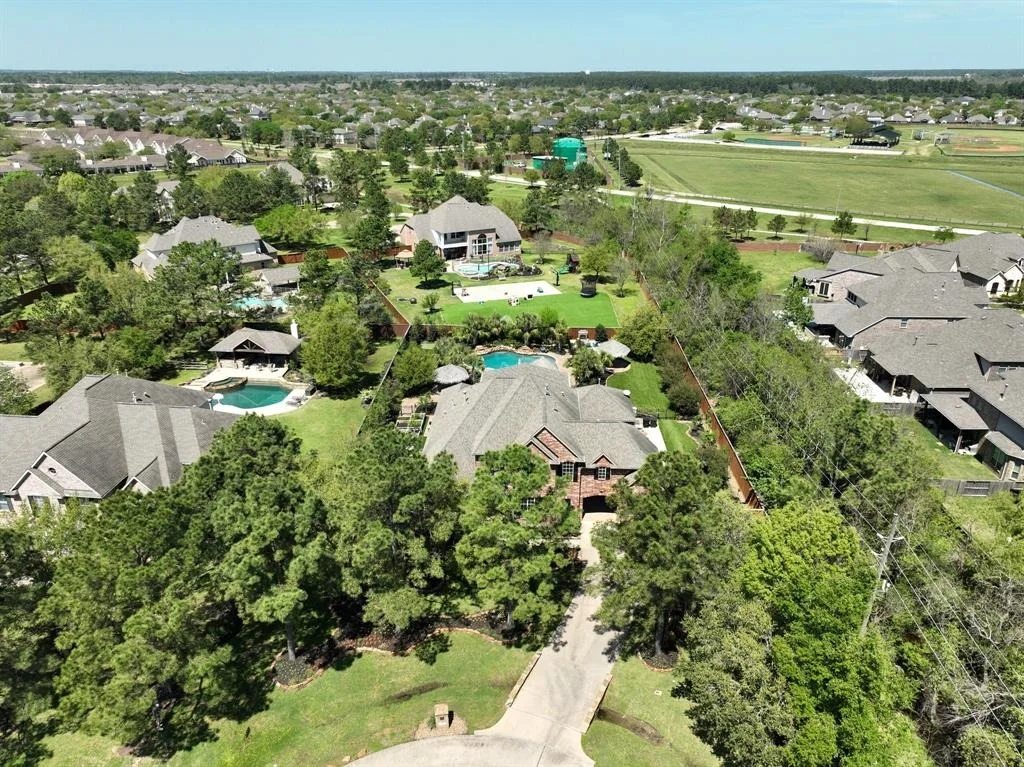 Photo of 6 White Meadow Court