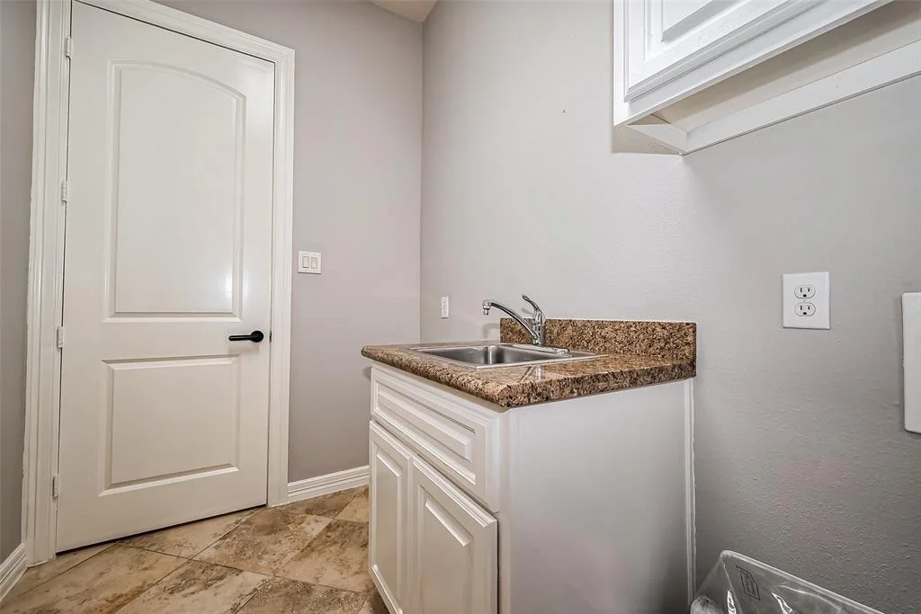 Photo of 18706 Thomas Survey Drive
