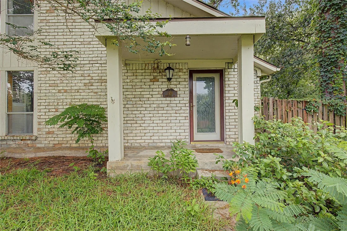 Photo of 12103 Hawthorne Drive