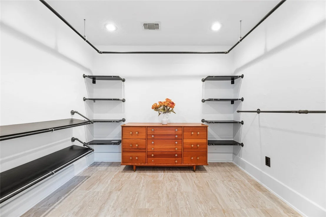 Photo of 2418 Pebbledowne Circle