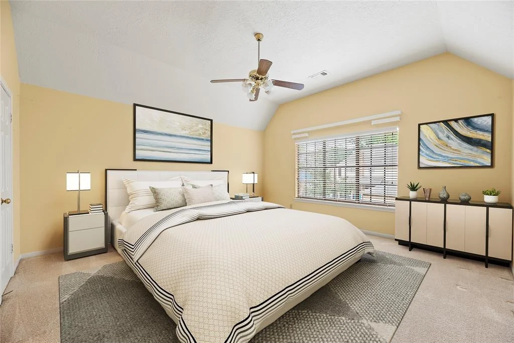 Photo of 1015 Deerfield Road