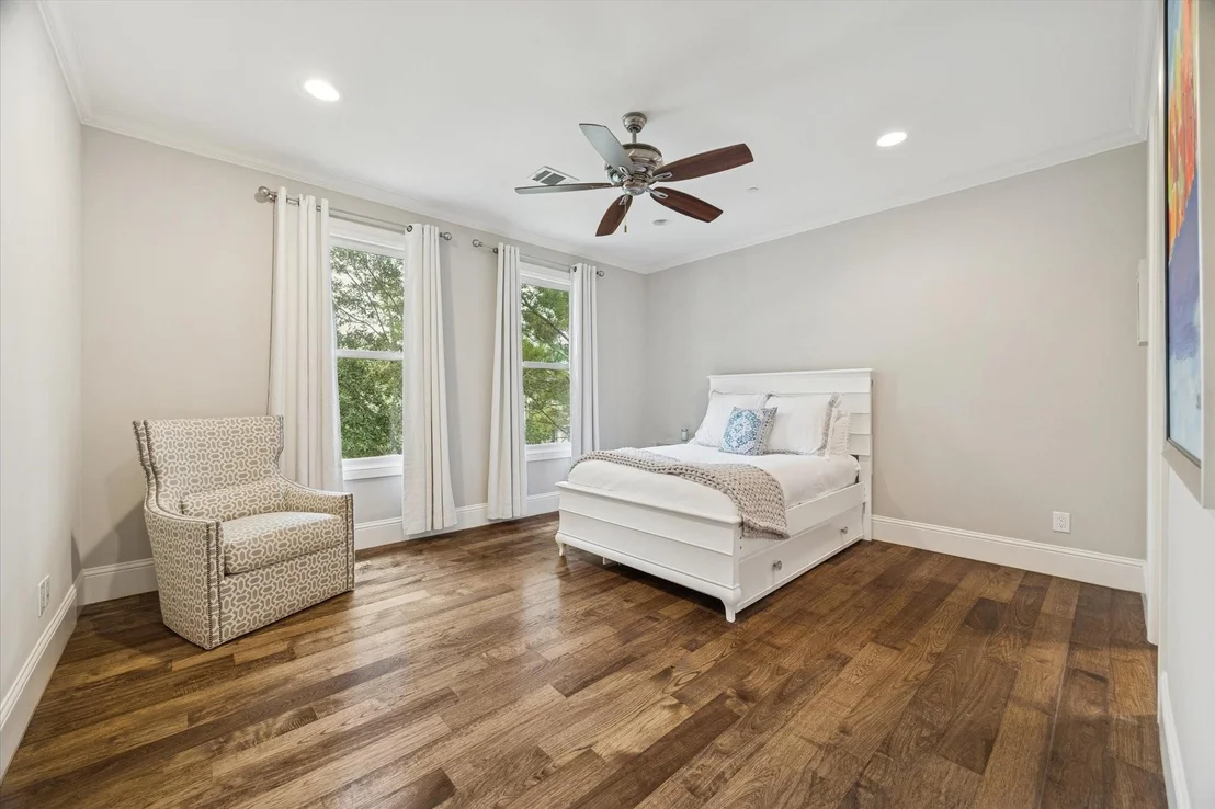 Photo of 711 Timber Hill Drive