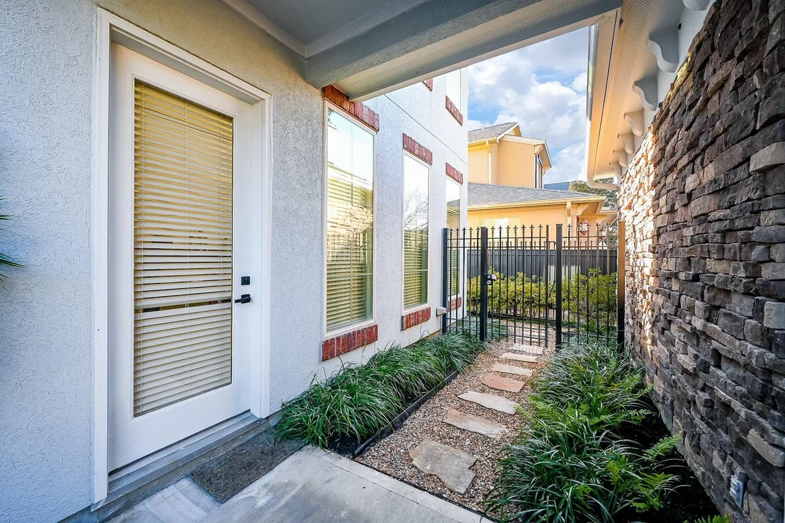 Photo of 3815 Antibes Lane