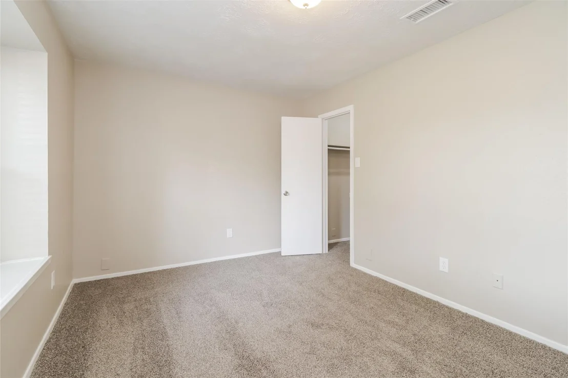 Photo of 7203 Fuchsia Lane