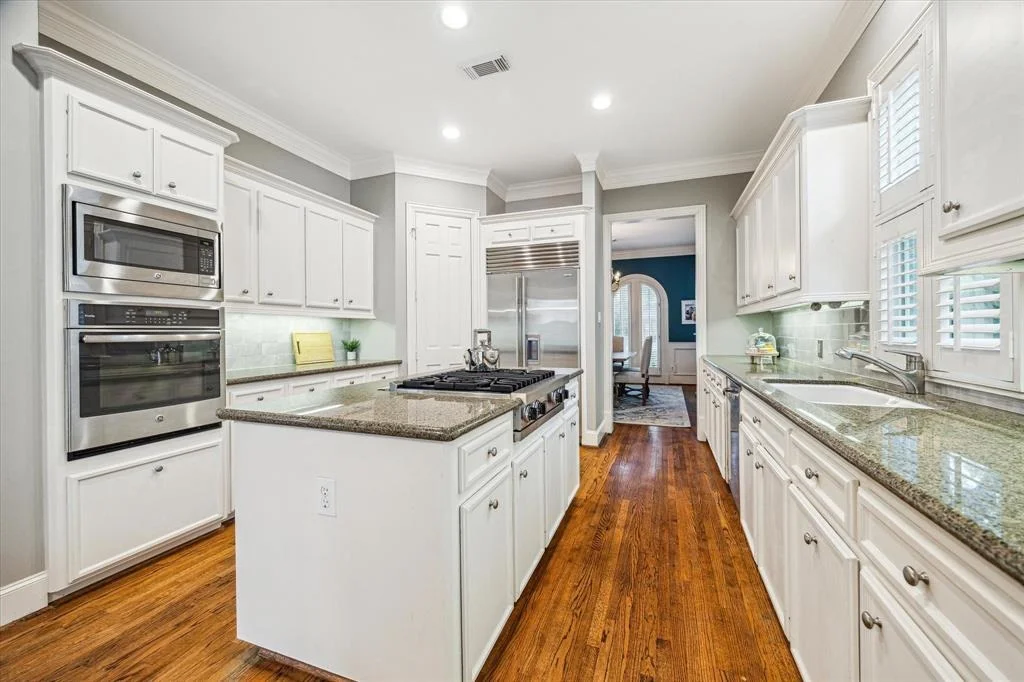 Photo of 6105 Annapolis Street