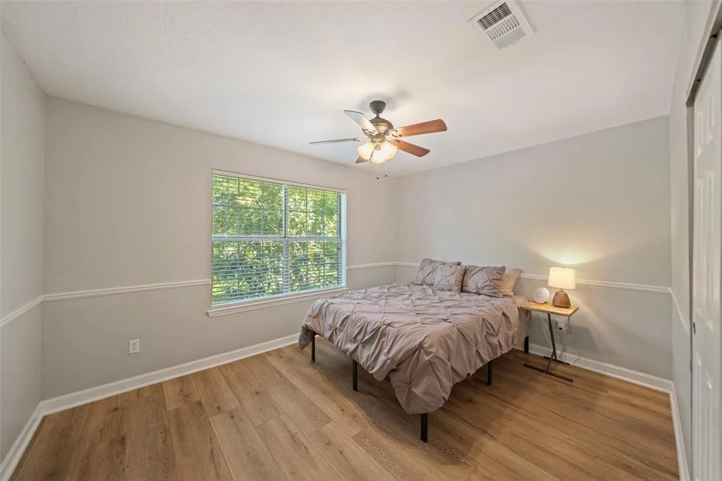 Photo of 23 W Stony End Place