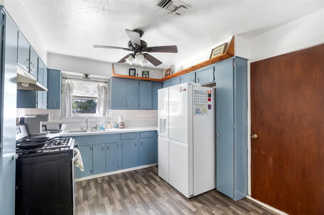 Photo of 305 Cherry Creek Road