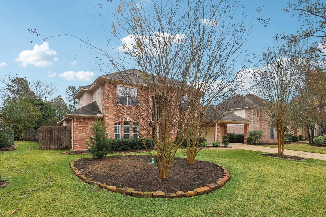 Photo of 182 N Hazelcrest Circle