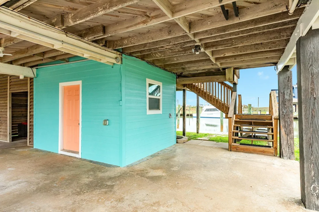 Photo of 306 Pompano Lane