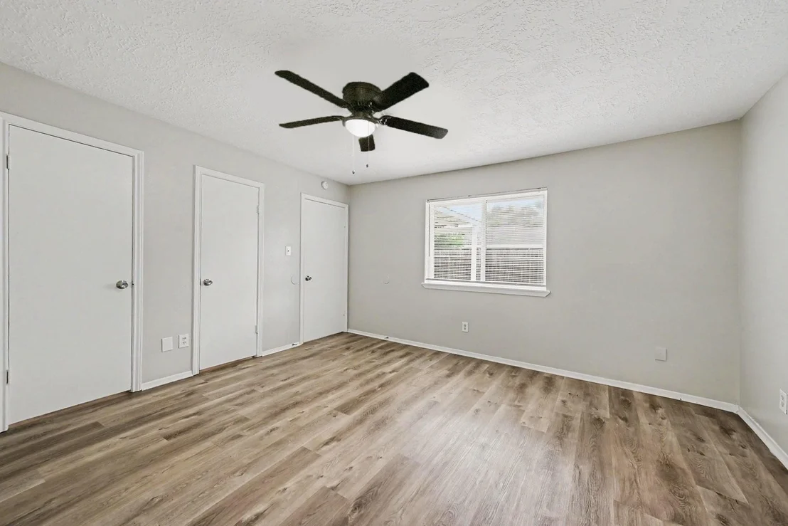 Photo of 2710 Village Circle Drive