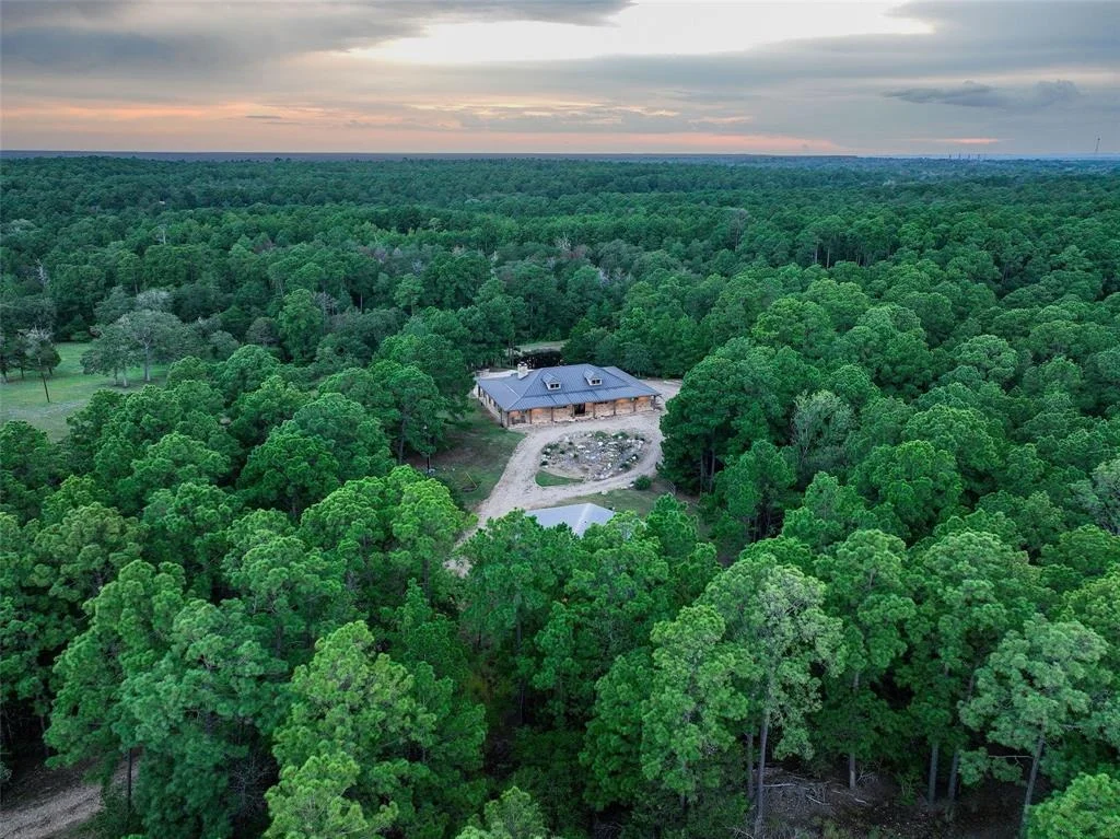 Photo of 815 Valley View Trail