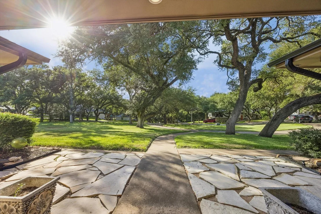 Photo of 211 Rolling Hill Drive