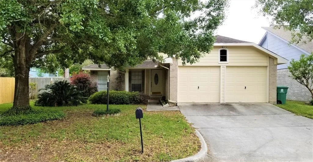 Photo of 12911 Skymeadow Drive