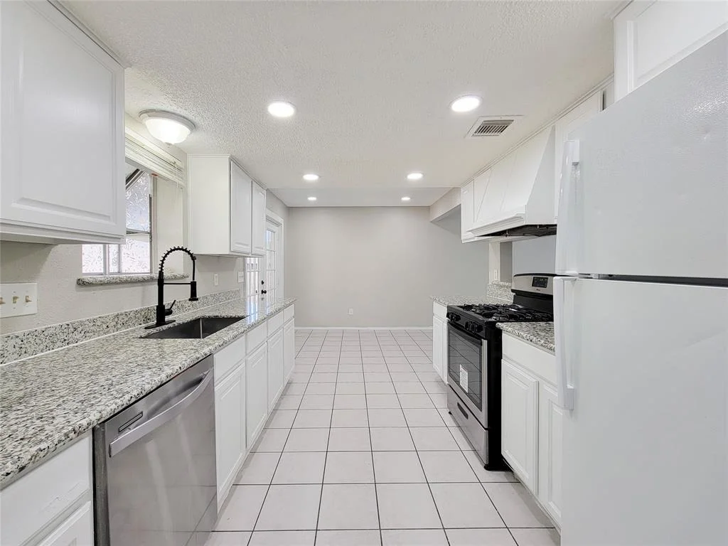 Photo of 13806 Bella Drive